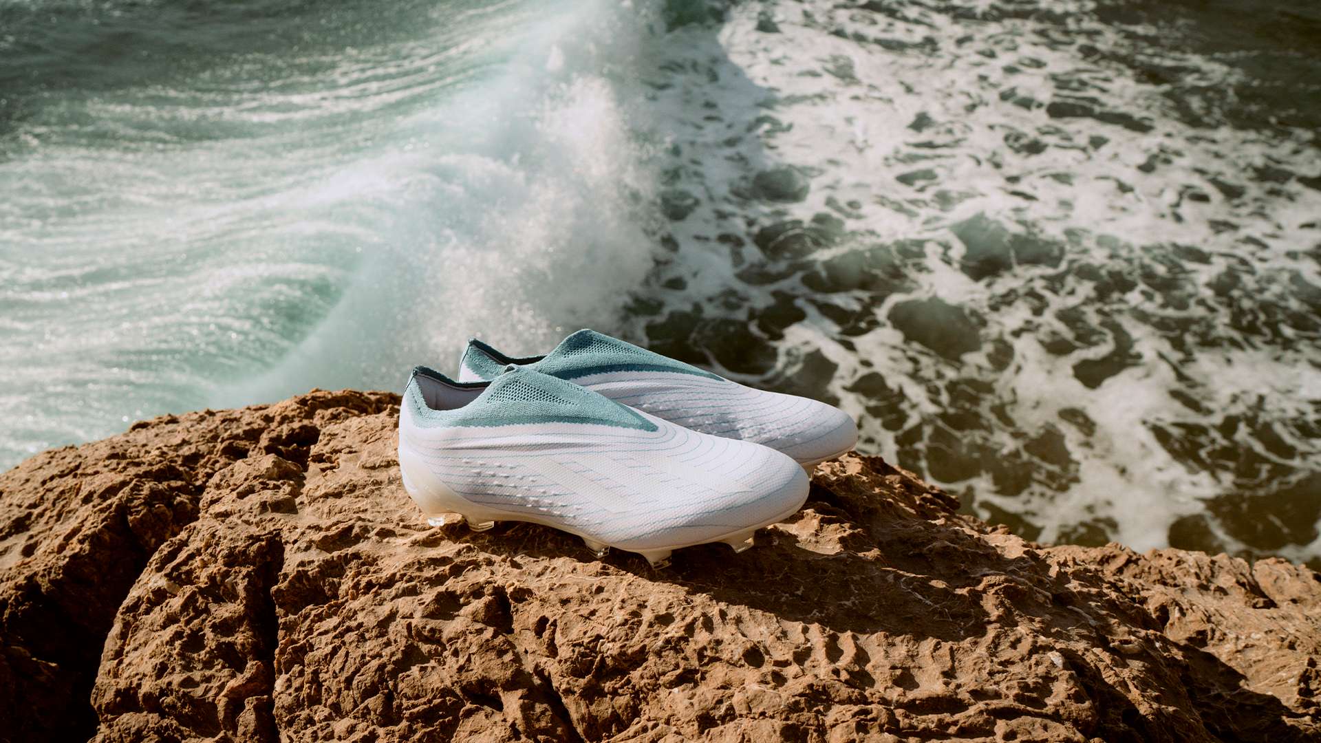 对他抛出橄 对他抛出橄